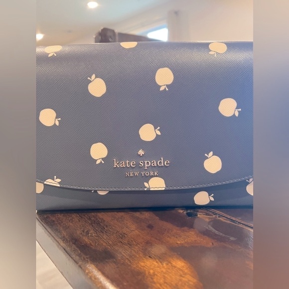 BIN046.10 NWT Kate Spade Carson Convertible Crossbody Handbag - Picture 2 of 8